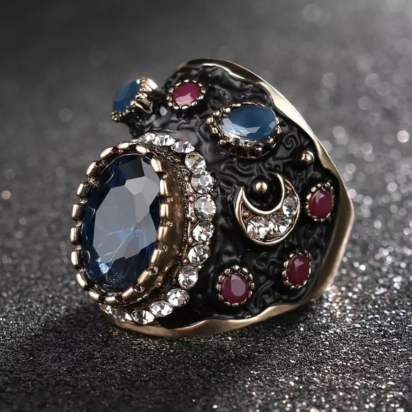 Boho Statement Sapphire Ring Size 7 - Picture 2 of 6